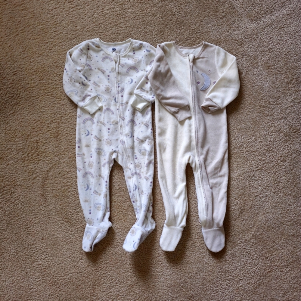 NWOT Fleece Footed Pajamas Size 2t